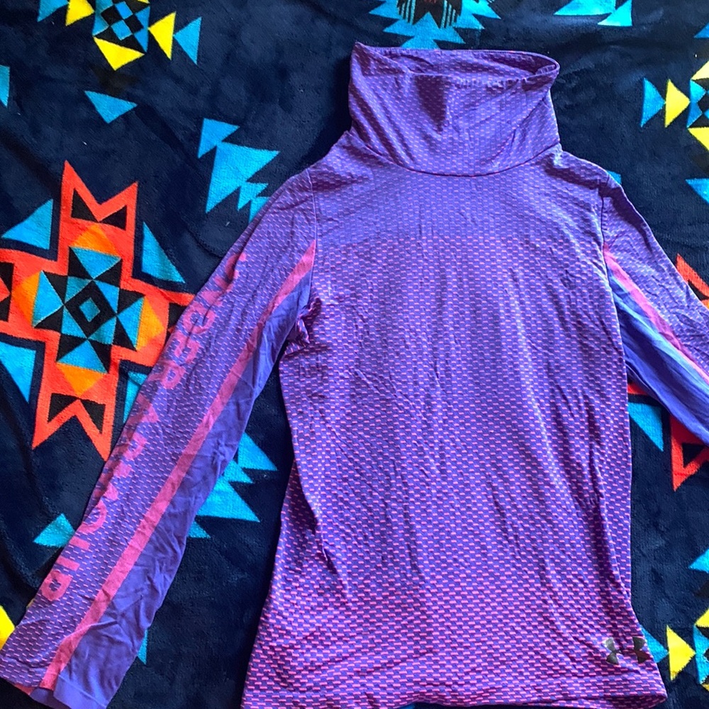 Under Armour youth medium purple heat gear